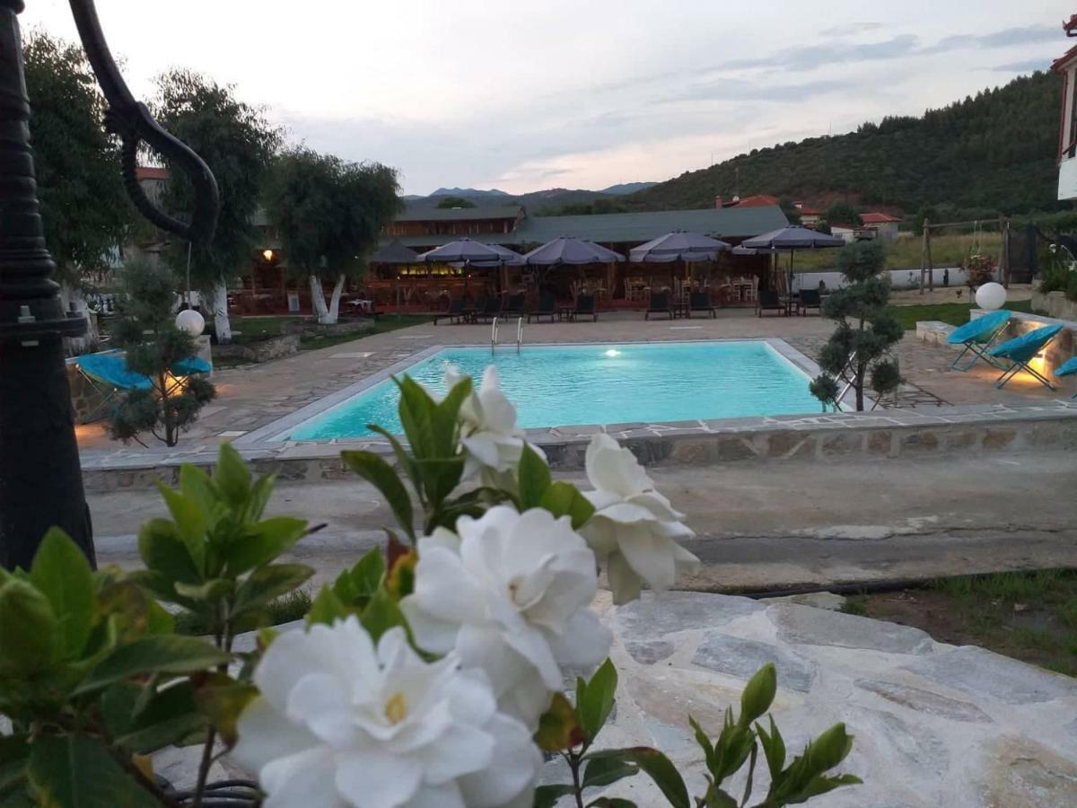 Caretta Village 토로니 외부 사진